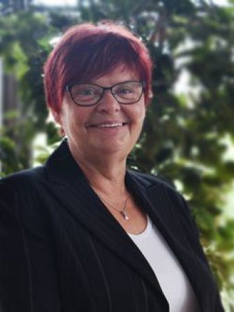 Frau Marina Taschinski